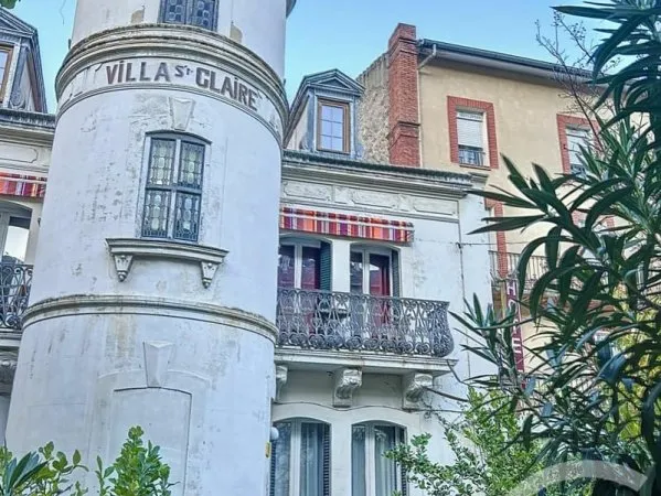 Maison 14 pièces 296 m²