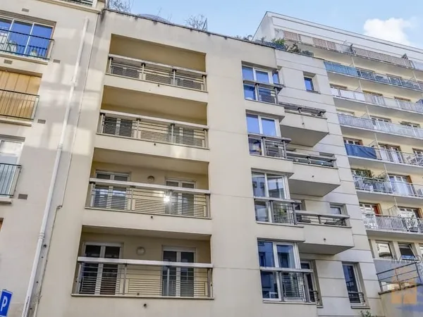 RARE ! Commerce Motte Picquet Appartement familial dans imme