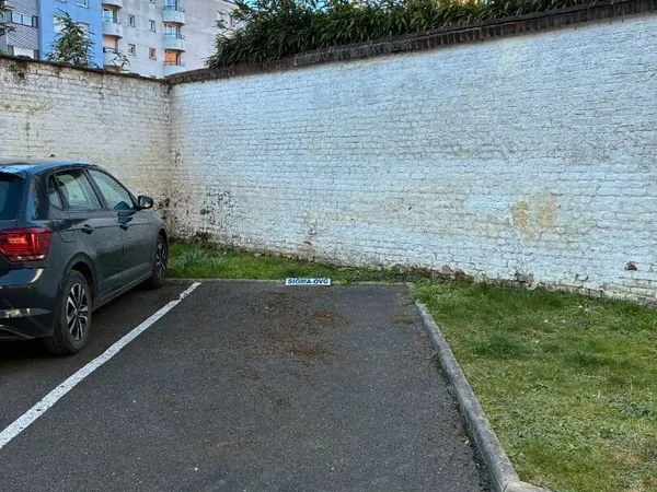 Parking/box LILLE