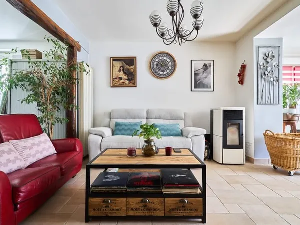 Maison - 137m2 + Dépendance 77 m2