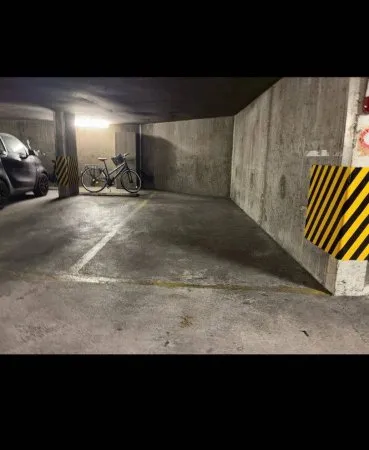 Parking 11 m²