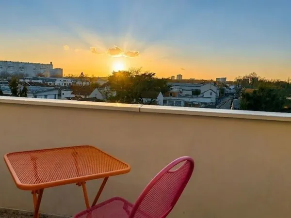 T3 61 m² dernier étage - terrasse 18 m² - parking