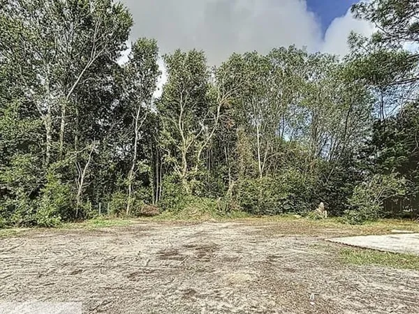 Terrain 1011 m²