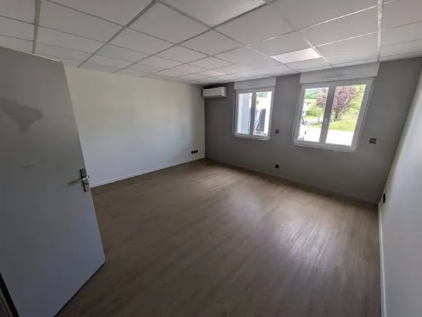 Location Bureau 110m²