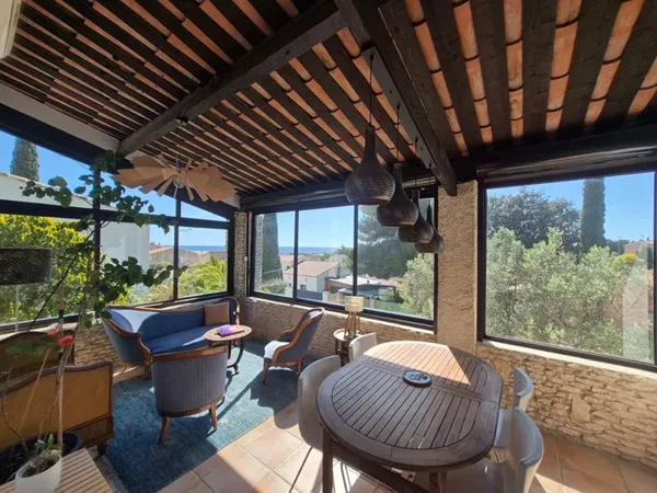A vendre maison T4 vue mer avec studio à Sausset les Pins Proch