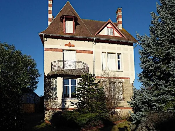 Maison bourgeoise sur 1528m2 de terrain