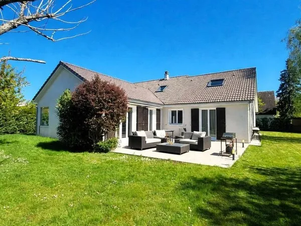 Maison 9 pièces 195 m²