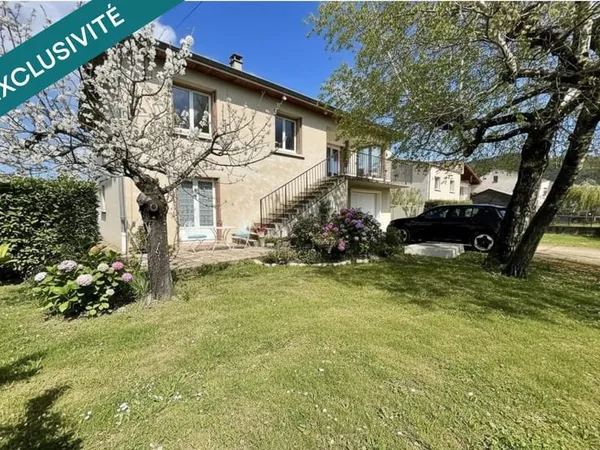 Maison individuelle sur 2 niveaux (divisible en appartements - 210m2 au sol)
