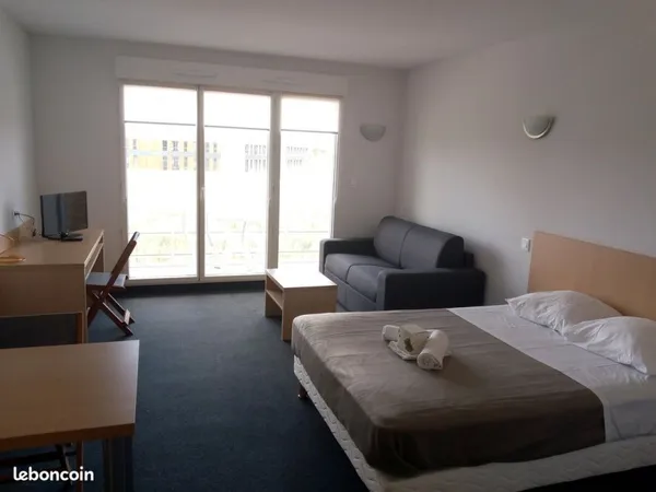 Grand T1 appartement meublé 26m² TAVERNY avec balcon