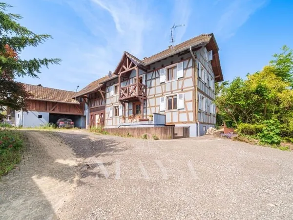 Maison 8 pièces 100 m²