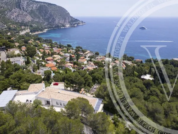 Eze Bord de Mer - Projet exceptionnel de deux villas neuves avec vue panoramique sur la mer