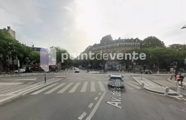 Local commercial 404 m²