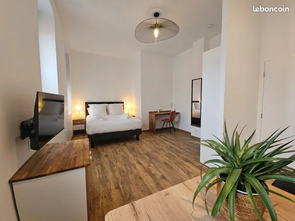 Spécial courte durée / Studio Confort Premium au calme en Centre Ville / Loyer tout compris