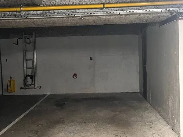 Parking 15 m²