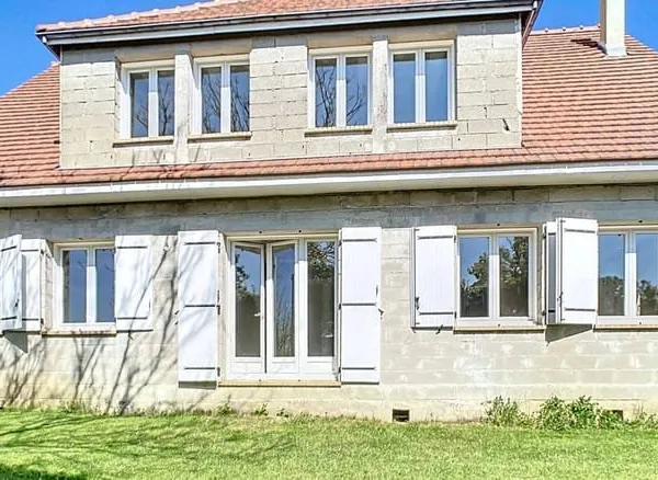 Pavillon 7 pièces 186 m²