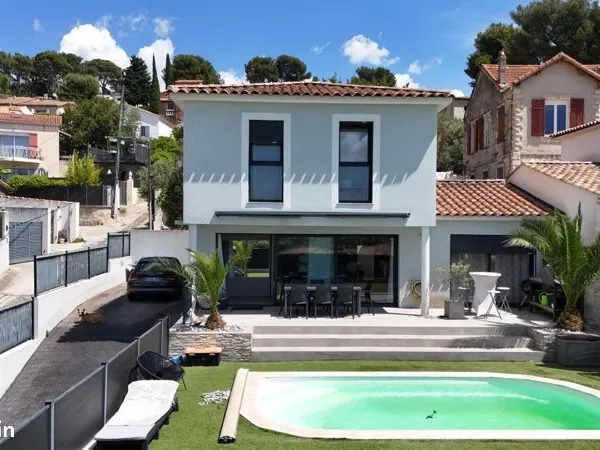 Maison avec piscine et vue dominante Allauch