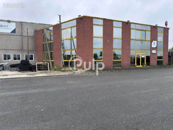 Bureaux 348 m²