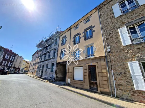 Immeuble de rapport à Paulhaguet
