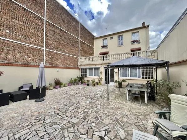 BAGNOLET 93170 La Dhuys Mairie des Lilas Ligne 11 L11 Maison
