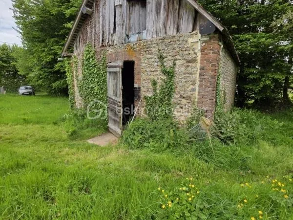 Bâtiment de stockage et terrain de 500m2