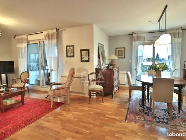 Appartement 4 pièces 121 m²