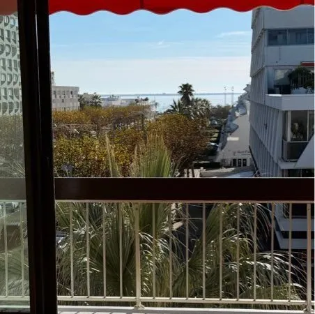Appartement / Plateau Vue mer Centre-ville / Port