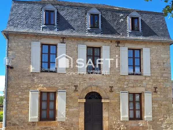 Maison de ville de caractère 5 chambres - terrasses et terrain