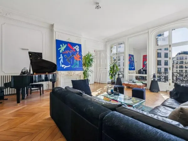 Vends t6 et plus - 266.11m² - Paris 17ème