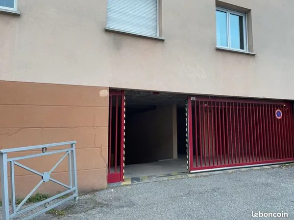 Location place de parking (11m2)