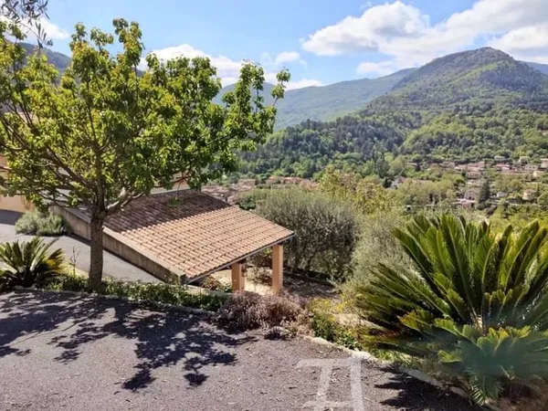 RARE VILLA UNIQUE 4 PIECES AVEC GARAGE