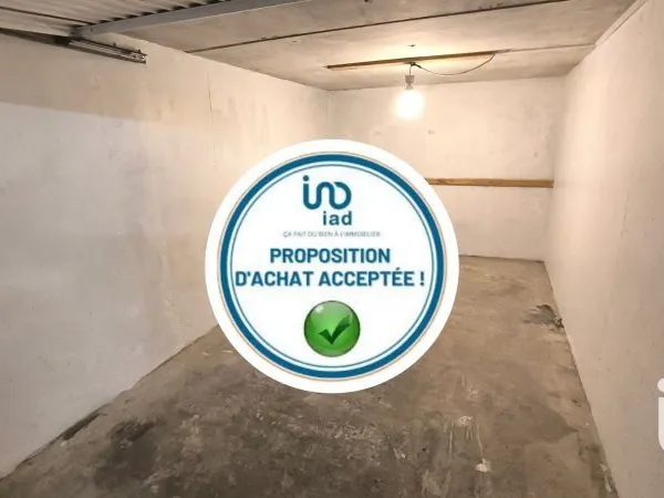 Parking 13 m²