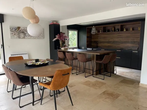 Maison 8 pièces 174 m²