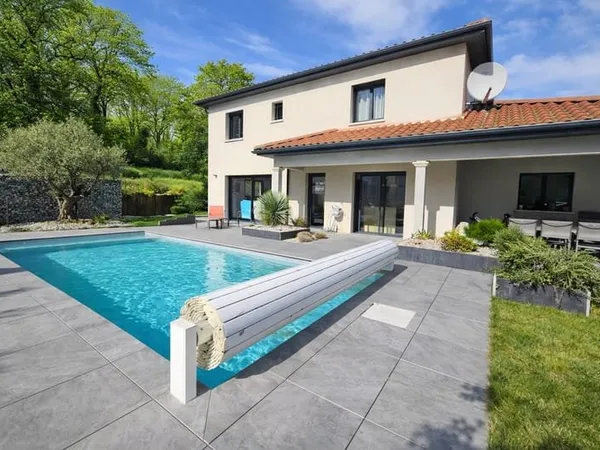 Maison familiale contemporaine