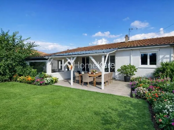 MAISON DE PLAIN PIED AVEC JARDIN
