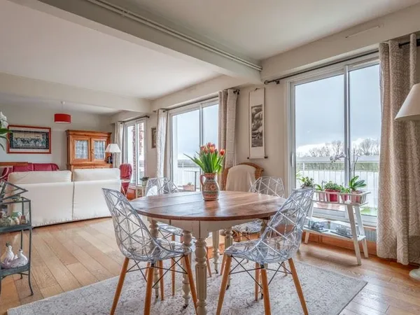Appartement 6 pièces 135 m²