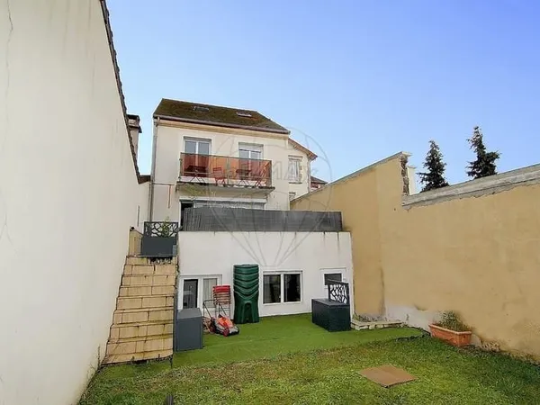 Maison 7 chambre(s) à vendre