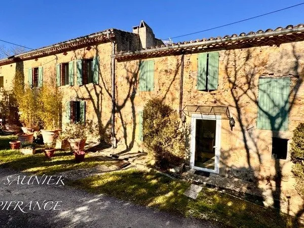Propriété à vendre 10 pièces proche de VILLEFRANCHE DE LAURAGAIS (31)