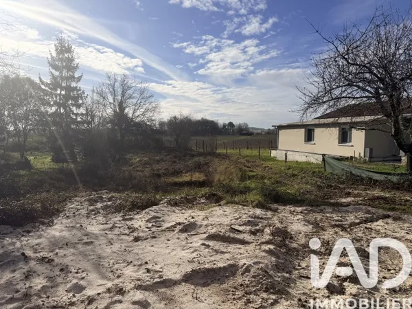 Terrain 632 m²