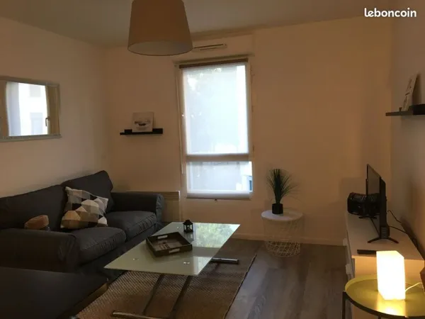 Rouen D loue F2 Meublé avec parking