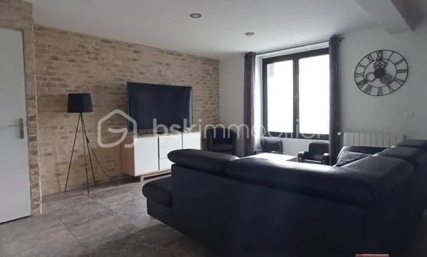 Maison 8 pièces 232 m²