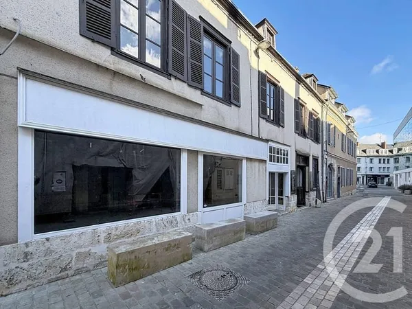 Fonds de commerce 374 m²