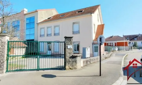 Immeuble à rendement locatif irréprochable