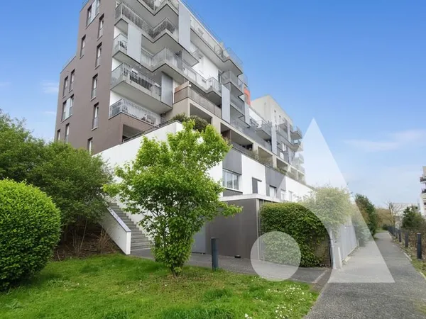 Appartement 2 pièces avec terrasse - Résidence récente