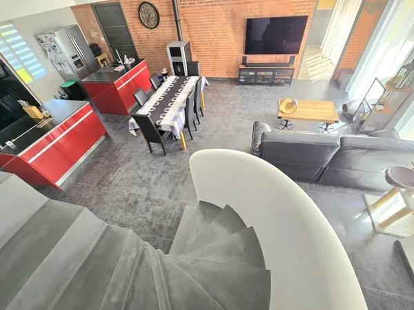 Maison de 2013 6 chambres avec garage à 5 min de GENLIS