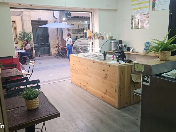 Local commercial avec cave en sous-sol - Montpellier Centre