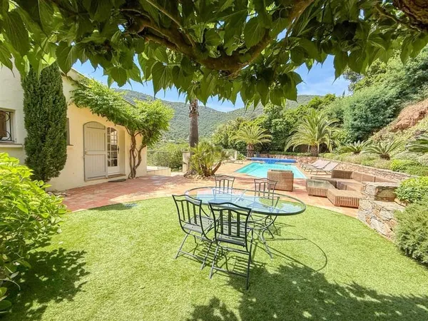 Achat : Maison Cavalaire-sur-Mer (83240)