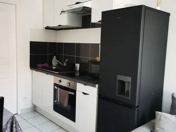 Loue Studio meublé - 19 m² - MONTAGNAC