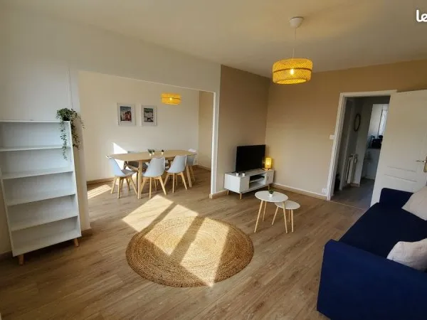 Une chambre disponible dès maintenant dans un appartement rénové en février 2024