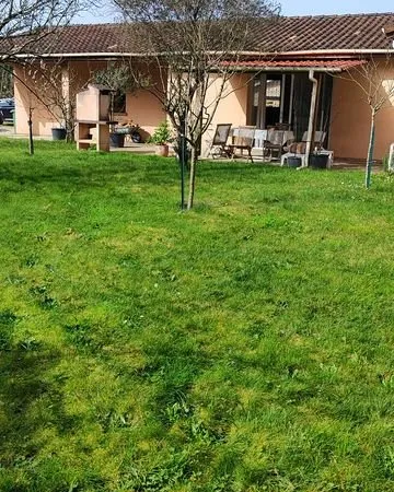 À Vendre - Belle Maison Familiale de 2004 exposée plein Sud avec Grand Jardin