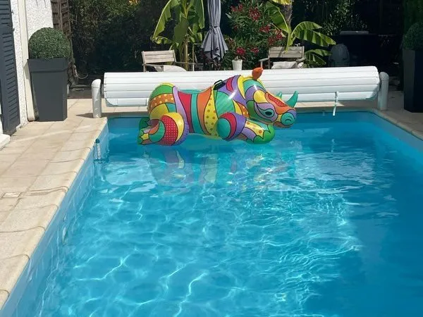 Chambre à louer en colocation - Maison avec piscine - Brie-Comte-Robert